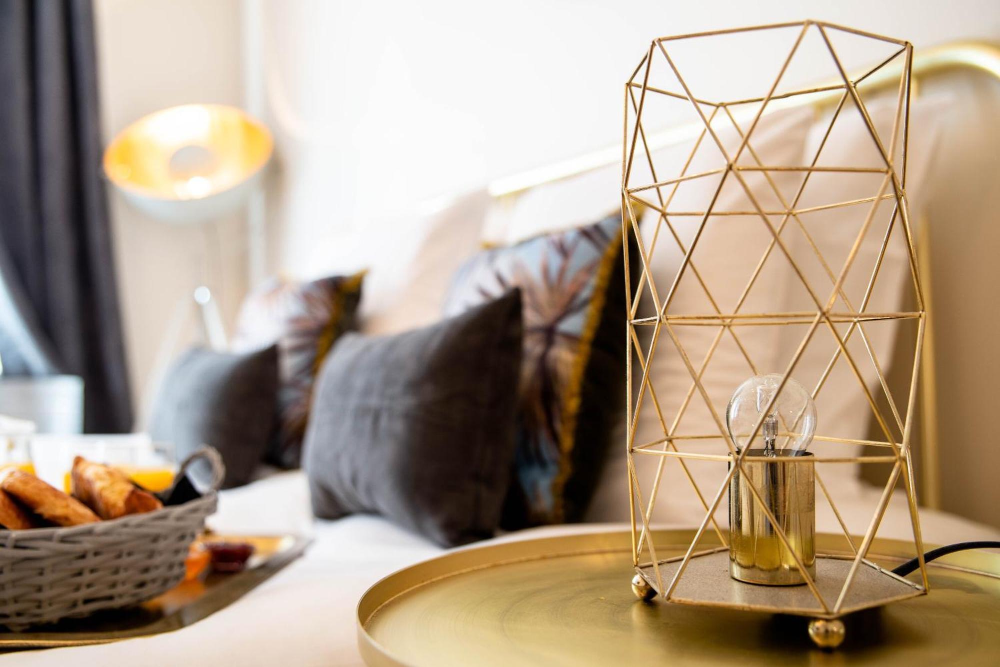 The Charming Rue Cler Apartamento Paris Exterior foto
