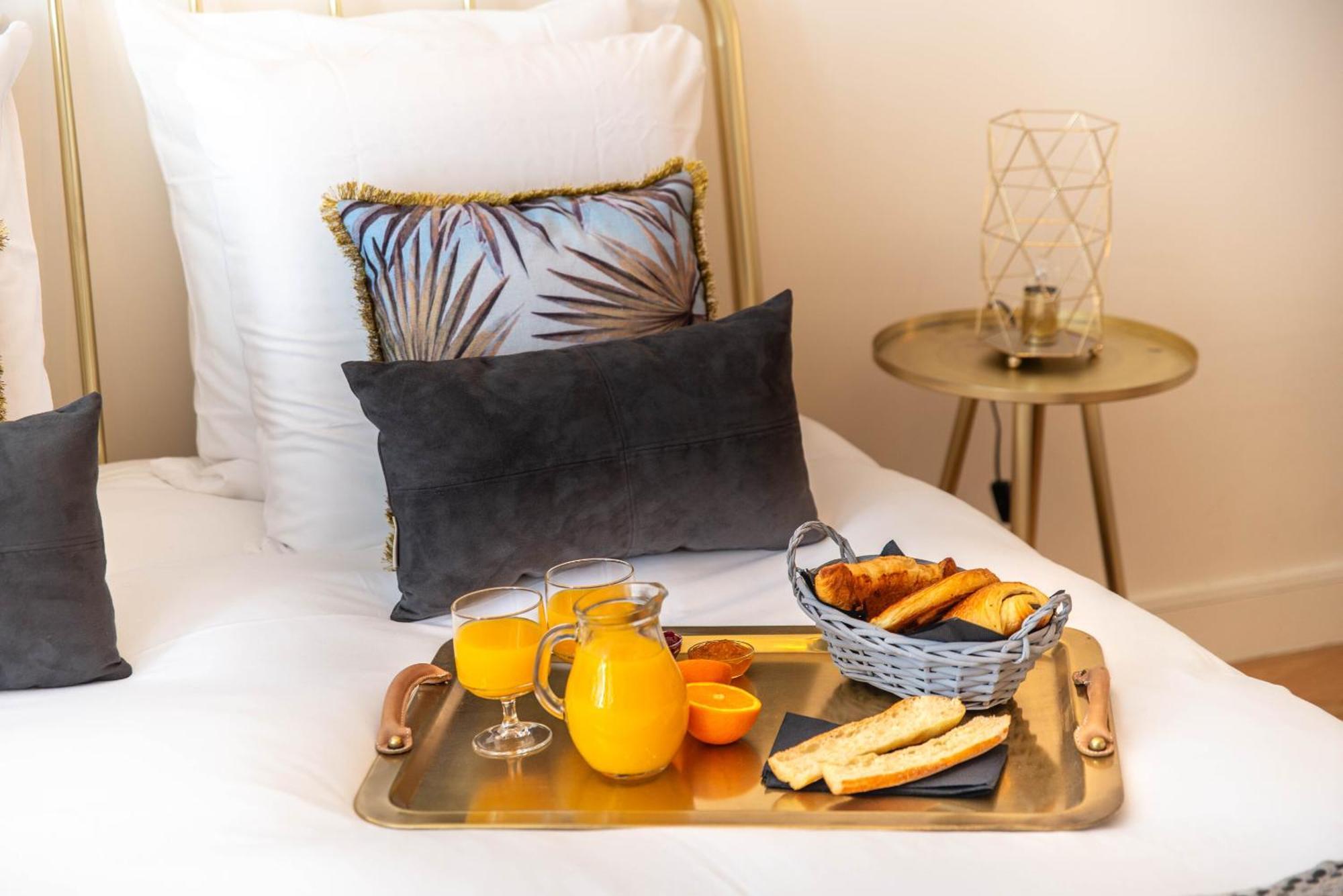 The Charming Rue Cler Apartamento Paris Exterior foto